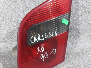 фонарь крышки багажника правый Mitsubishi Carisma 1 поколение [рестайлинг] (1999 - 2004), хетчбэк 5 дв.