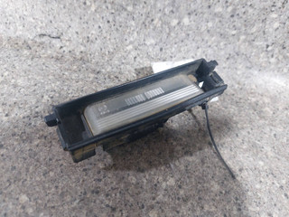 подсветка номера Toyota RAV4 2 поколение (XA20) [рестайлинг] (2003 - 2006)