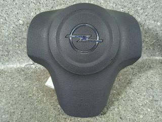 подушка безопасности водителя Opel Corsa D (2006 - 2010), 13235770