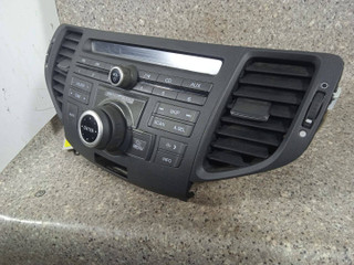 магнитола Honda Accord 8 поколение (2007 - 2011), 2.2 л., i-DTEC, дизель, МКПП, универсал, 39050-TL0-G01