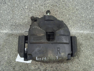 суппорт передний правый Honda Accord 8 поколение (2007 - 2011), 2.2 л., i-DTEC, дизель, МКПП, универсал