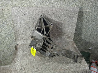 кронштейн генератора Volkswagen Transporter T4 (1990 - 2003), 2.5 л., TDi, AJT, дизель, МКПП, 074145169F