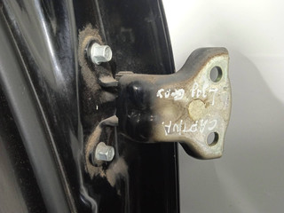 петля двери Chevrolet Captiva 1 поколение (2006 - 2011)