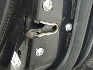 замок двери задней правой Chevrolet Captiva 1 поколение (2006 - 2011)