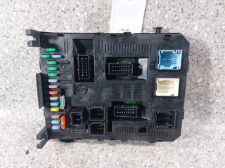 блок предохранителей Citroen C4 Picasso 1 поколение (2006 - 2013), 1.6 л., HDi, МКПП, 9663510180, 21676031-5B, 28119735-0A