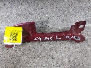 крепление ( кронштейн ) крыла Citroen C4 Picasso 1 поколение (2006 - 2013), 03G1