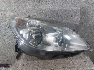 фара правая Opel Corsa D (2006 - 2010), 13186382