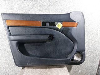 обшивка двери передняя левая Audi 100 4A/C4 (1990 - 1994)