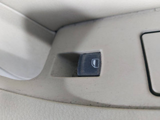 кнопка стеклоподъемника двери задней правой Audi A6 4F/C6 (2004 - 2008)