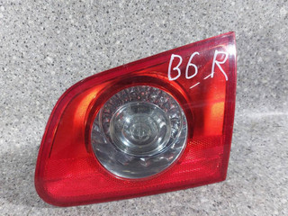 фонарь крышки багажника правый Volkswagen Passat B6 (2005 - 2010), универсал