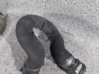 патрубок радиатора Audi A6 4F/C6 (2004 - 2008), 2.4 л., i, BDW, бензин, вариатор, передний привод