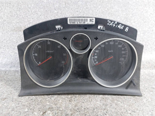 щиток приборов (приборная панель) Opel Zafira 2 поколение (B) (2005 - 2008), CDTi, дизель, МКПП, 13216660