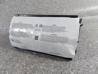 подушка безопасности пассажира Opel Zafira 2 поколение (B) (2005 - 2008), 13111177, PAC52433716
