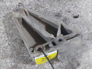 кронштейн генератора Chevrolet Lacetti 1 поколение (2004 - 2013), 1.4 л., i, F14D3, бензин, МКПП, 96352142