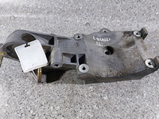 кронштейн компрессора кондиционера Chevrolet Lacetti 1 поколение (2004 - 2013), 1.6 л., i, F16D3, бензин, МКПП