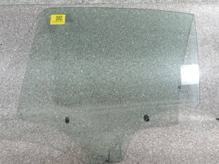 стекло двери задней левой Opel Corsa D 2007, хетчбэк 5 дв.