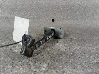 ограничитель открывания двери Mazda 3 BK (2003 - 2005), седан
