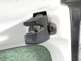 замок двери Volkswagen Caddy 3 поколение (2004 - 2010)