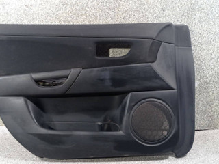 обшивка двери передняя левая Mazda 3 BK (2003 - 2005), седан