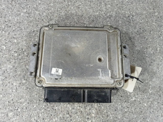 блок управления двигателем Fiat Bravo 2 поколение (2007 - 2011), 1.9 л., JTD, 192 A8.000, дизель, МКПП, 0281013579, 51809688, 1984136A5ACM