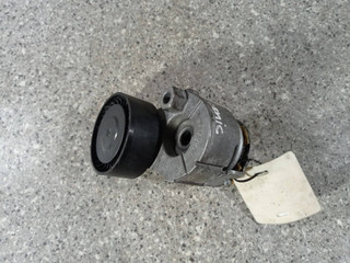 Натяжитель ремня агрегатов Renault Scenic 3 поколение (2009 - 2012), 1.5 л., DCi, K9K 836, дизель, 6МКПП, 117501083R
