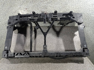 передняя панель крепления облицовки (телевизор) Mazda 3 BL (2008 - 2011), 1.6 л., дизель, хетчбэк 5 дв.