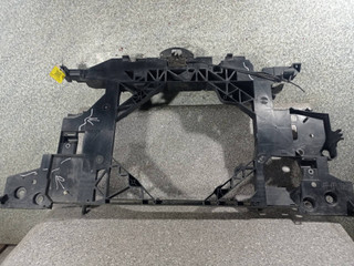передняя панель крепления облицовки (телевизор) Renault Scenic 3 поколение (2009 - 2012), 1.5 л., дизель, 752100007R