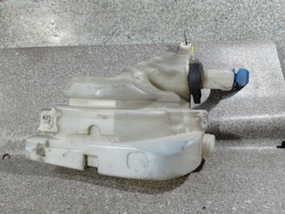 бачок омывателя Audi A8 D3/4E (2002 - 2005), 3.7 л., i, бензин, АКПП, 4E0955453H, 4E0955453J