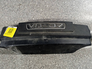 декоративная крышка двигателя Audi A8 D3/4E (2002 - 2005), 3.7 л., бензин, 077103925C