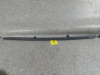 молдинг лобового стекла Audi A8 D3/4E (2002 - 2005), 3.7 л., i, бензин, АКПП