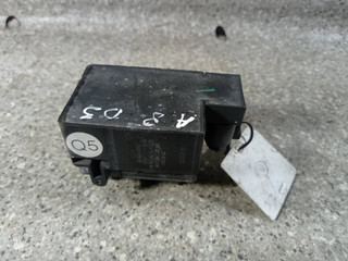 блок клапанов пневмоподвески Audi A8 D3/4E (2002 - 2005), 15-1524-0005.2