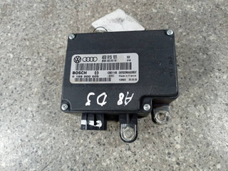 блок управления аккумулятором Audi A8 D3/4E (2002 - 2005), 3.7 л., i, АКПП, полный привод, 4E0915181, 0199000006