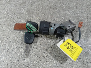 замок зажигания Citroen Berlingo 2 поколение (B9) (2008 - 2012), 1.6 л., HDi, 9663123280