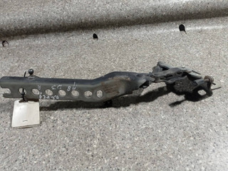 петля капота правая Audi A8 D3/4E (2002 - 2005), 3.7 л., i, бензин, АКПП, 4E0823302E