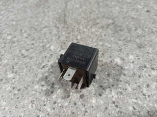 реле (прочие) Mercedes-Benz CL-Класс C215 (1999 - 2002), 5.0 л., i, A0025421319