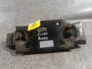 кронштейн КПП Dodge Nitro 1 поколение (2007 - 2010), 2.8 л., CRD, VM52C, дизель, АКПП, полный привод