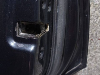 замок двери задней правой Ford Kuga 1 поколение (2008 - 2013)