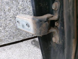 петля двери Toyota Auris 1 поколение (2006 - 2009)