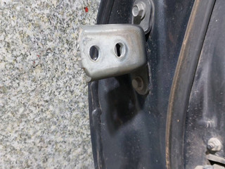 петля двери Toyota Auris 1 поколение (2006 - 2009)