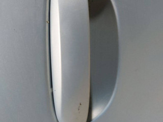 ручка наружная задняя правая Mitsubishi Colt 6 поколение (Z20/Z30) (2002 - 2012), хетчбэк 5 дв.