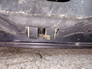 замок багажника Toyota Auris 1 поколение (2006 - 2009)