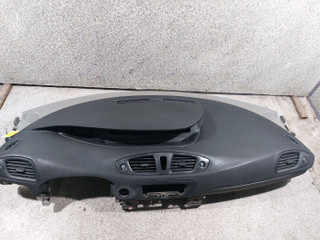 панель передняя салона (торпедо) Renault Scenic 3 поколение (2009 - 2012)