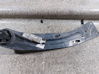 рычаг задний правый Ford Kuga 1 поколение (2008 - 2013), 2.0 л., TDCi, полный привод, 8V415K898AA