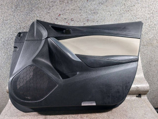 обшивка двери передняя правая Mazda 6 GJ (2012 - 2015), седан