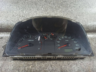 щиток приборов (приборная панель) Hyundai Terracan 1 поколение 2004