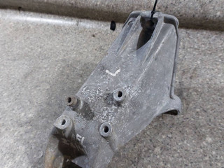 кронштейн двигателя Audi A6 4A/C4 (1994 - 1997), 4A0199307AB