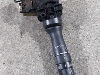 переключатель подрулевой (стрекоза) Toyota Verso 1 поколение (2009 - 2013), 05210-17F525