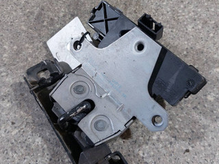 замок багажника Ford Galaxy 2 поколение (2006 - 2010)