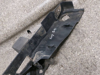пыльник переднего крыла Ford Kuga 1 поколение (2008 - 2013), 2.0 л., TDCi, G6DG, дизель, 6МКПП, полный привод, 8V41-S02476-A