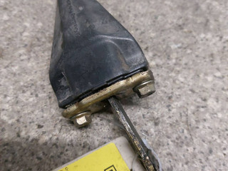 ограничитель открывания двери Volkswagen Golf 3 поколение (1991 - 2000), хетчбэк 5 дв.